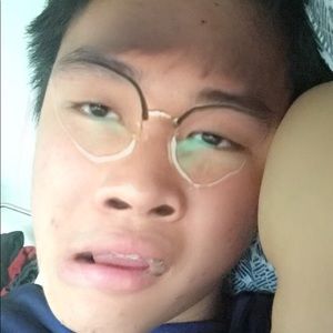 Meet your Posher, Ethan